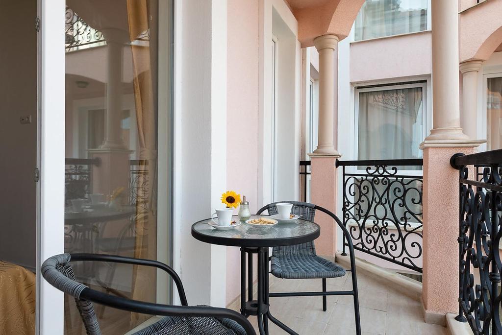 Sea Romance Aparthotel Sunny Beach Exterior photo
